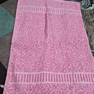 Cotton  Hand  Towel Combo Of 4(2 Medium,2small)