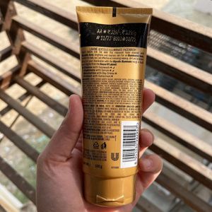 Lakme Glycolic Illuminate Facewash