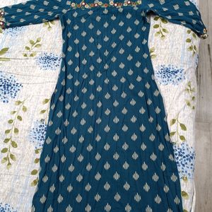 Teal Green Cotton Kurta With Embroidery