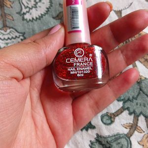 Shimmery Red Nailpaint Party