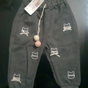 Unisex Pants 6 To 12 Months