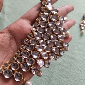 Kundan Necklece With Earrings