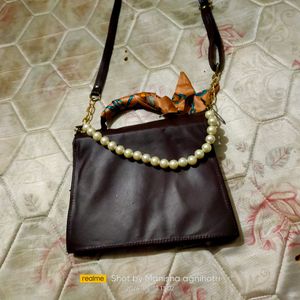 Sling purse