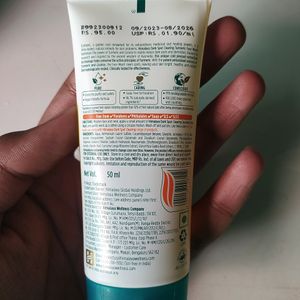 Himalaya Face Wash For Dark Spot (New Product)