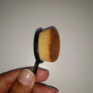 Foundation Brush 🖌️