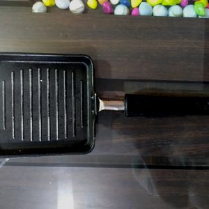 Small Frying Pan - Teflon Coated