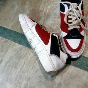 ❣️ Sneaker