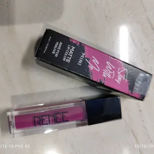 Renee Cosmetics Stay With Me Matte Lipstick