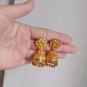 Golden Jhumka