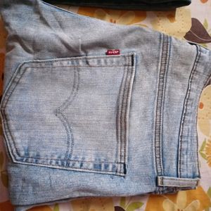 2 Levi's Jeans For Men