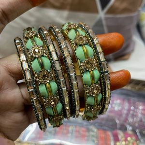 Green stone bangle Set