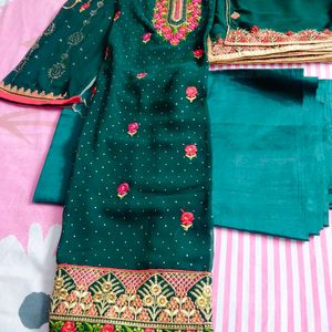 OFFER 💥💥LOOT SALE💥💥UNSTITCHED FANCY EMBROIDERY