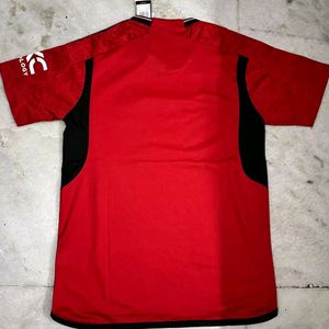 MANCHESTER UNITED NEW HOME JERSEY SIZE - S (38)