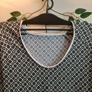 Dotted Top Black And White#studio