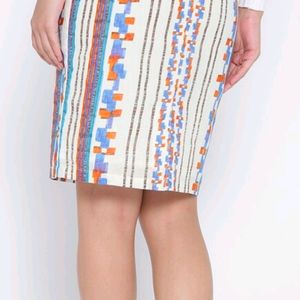 Short Skirt. White And Multi Print. Branded