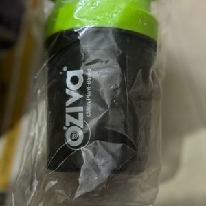OZiva Gym Shaker Green Top, 300ml
