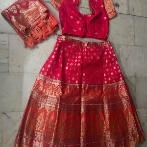 HEAVY BRIDAL LEHNGA