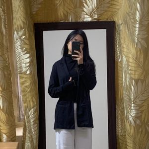 H and M Black Blazer