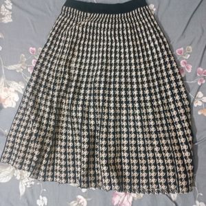 Black Platted Skirt
