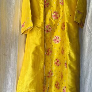 Chanderi Silk Kurta Set From Anouk By Myntra