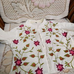 JACKET WITH FLORAL EMBROIDERY