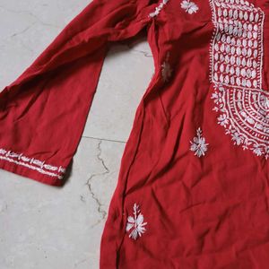 Red Kurti