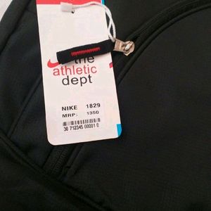 Branded Nike bagpack Fir Men And Women