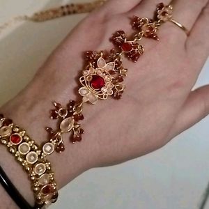 ✨Hand Jewellery Adjustable Good Quality No Defect