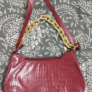 Cherry red Pattern Shoulder Bag.