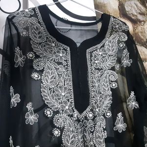 Lakhnavi Kurti