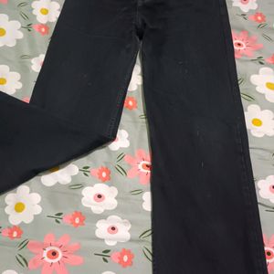 Black Straight Fit Jeans For Women