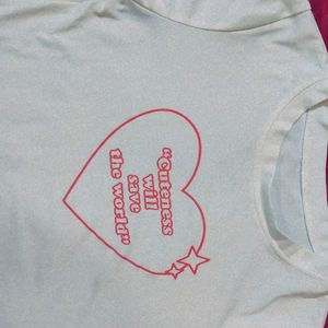 Pinteresty Heart Print Tee