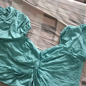 Teal Colour Sweetheart Neck Crop Top
