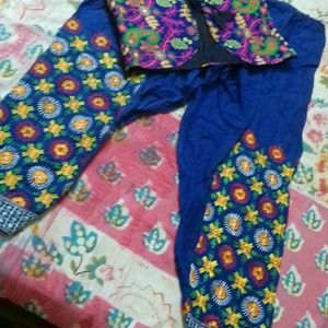 Woman Pant And Over Cort Set