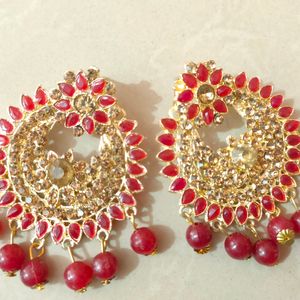 Traditional Earings With Bindi Set