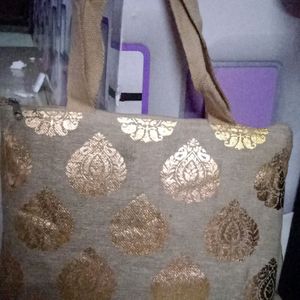 DUPATTA WITH HAND BAG