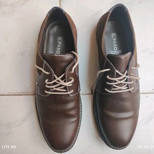 Men Brown Derby Shoes