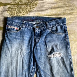 Toned Jeans For College Students