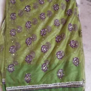 It's Heavy Net Saree And Embroidery Work