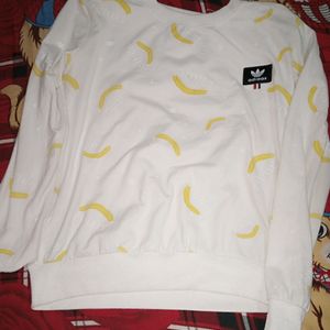 Beautiful And Simple White T-shirt Banana Print