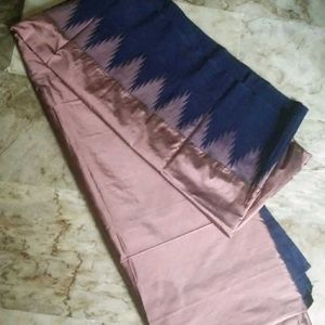 Brand new silk blue border saree attached फॉल