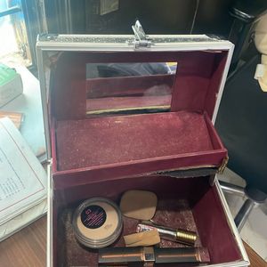 Vanity Box