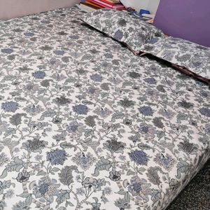 Beautiful Flowers 🌹 Print Double Bed Bedsheet