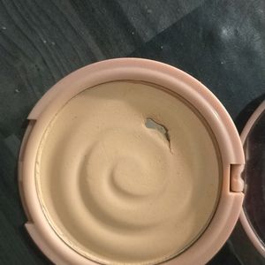 2 Blush And 1 Compact Powder