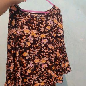 Plus Size Black Floral Top