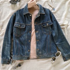 🚨price dropped 🚨denim jacket and turtleneck top