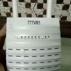 Router 777vr1 In Working Condition With Adopter