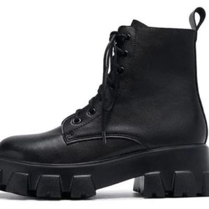 Stylish Korean Jungkook Platform Boots