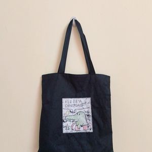 BLACK TOTE BAG