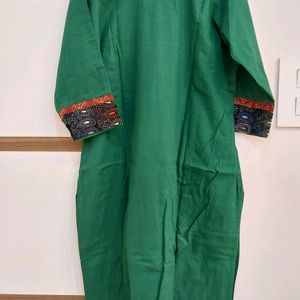 Green Cotton Kurti With Kalamkari And Kantha Stitch Yoke